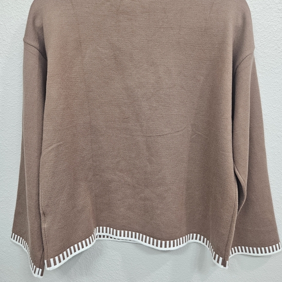 Zesica Brown Sweater Long Sleeve White Striped Trim Size Small - Picture 5 of 8